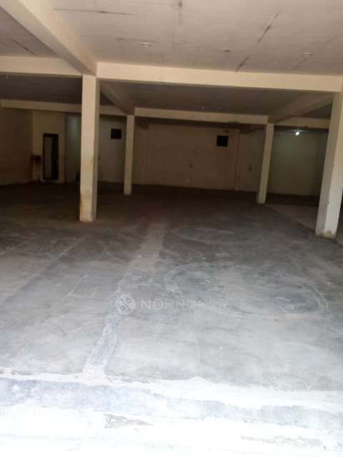 Industrial Building in Sector 58, Noida for Rent 