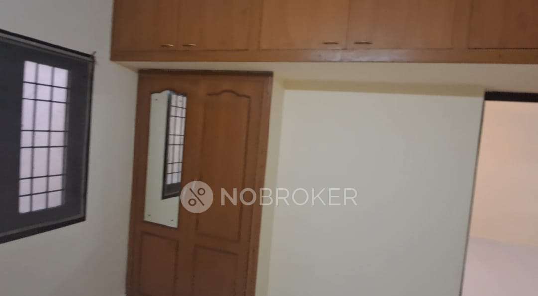 2 BHK Flat In Kaligambal Apartments For Sale  In Madipakkam