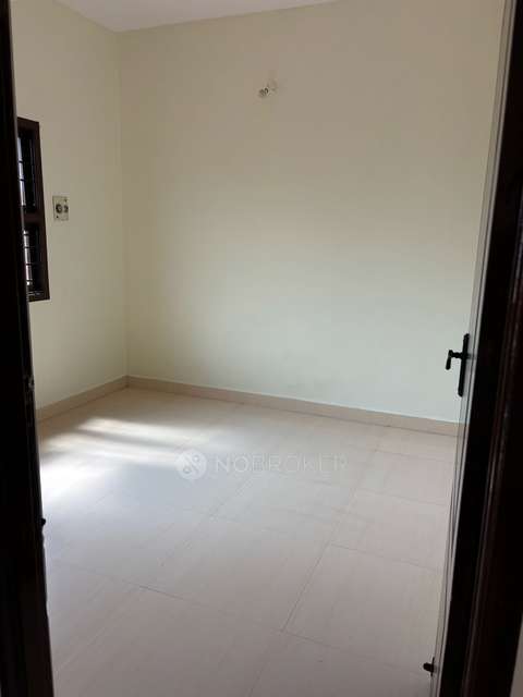 2 BHK Flat for Rent  In West Jafferkhanpet