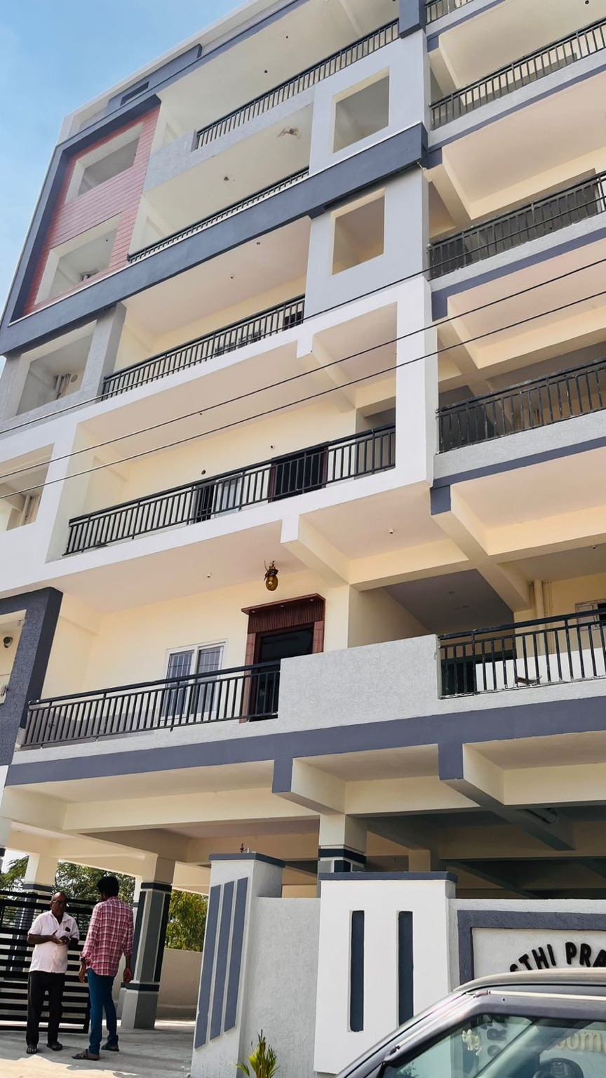 Pravasthi Pranveetha Blooms