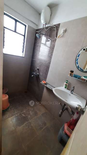 1 BHK Flat In Umang Premier  For Sale  In Umang Premiere Building A2