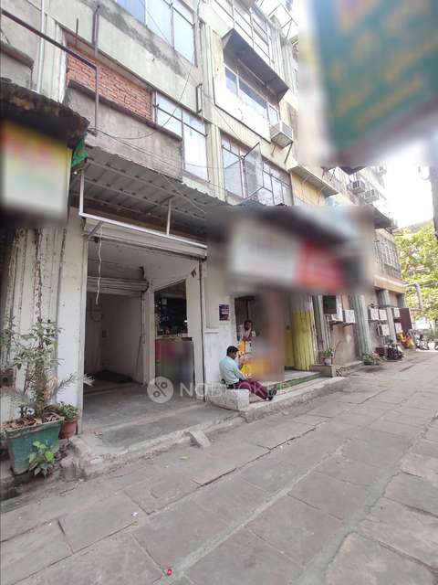 Shop in Greater Kailash Enclave I, Delhi for Rent 