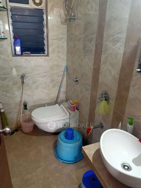 2 BHK Flat In Shraddharpan Hum Sub Chsl For Sale  In Kandivali West