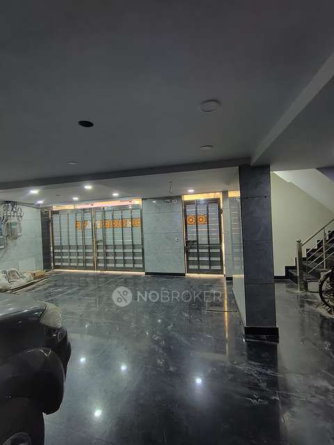 3 BHK Flat For Sale  In Azadpur