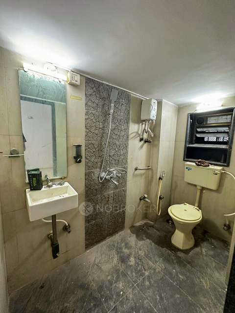 2 BHK Flat In Ahimsa Niketan, Malad West for Rent  In Malad West