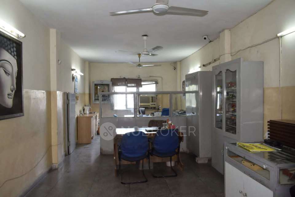 Office Space in Patel Nagar, Delhi for sale 