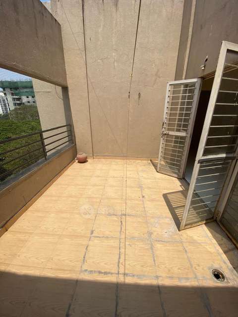 2 BHK Flat In Nirvana Apartments Hadapsar, Hadapsar for Rent  In Hadapsar