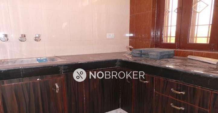 2 BHK Flat In Arun Vihar Chs For Sale  In Sector 37