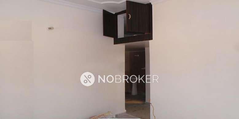 2 BHK Flat In Arun Vihar Chs For Sale  In Sector 37