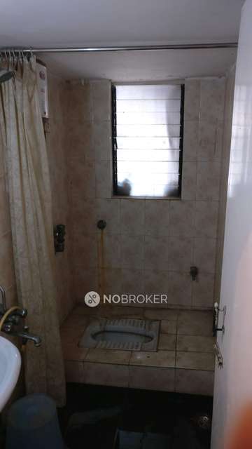 2 BHK Flat In Blue Horizon Chs Ltd For Sale  In Malad West