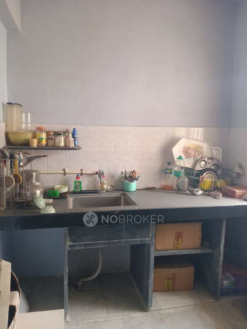 2 BHK Flat In Blue Horizon Chs Ltd For Sale  In Malad West