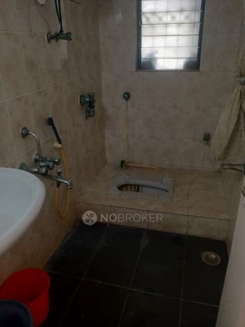 2 BHK Flat In Blue Horizon Chs Ltd For Sale  In Malad West