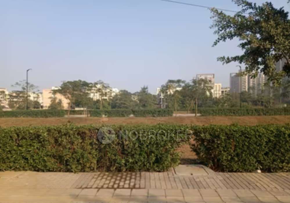 Plot For Sale  In Amolik Vibrante 82 In Sector 79
