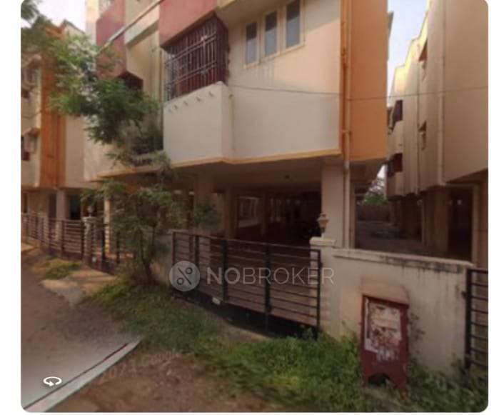 2 BHK Flat In Green Court, Medavakkam For Sale  In Medavakkam