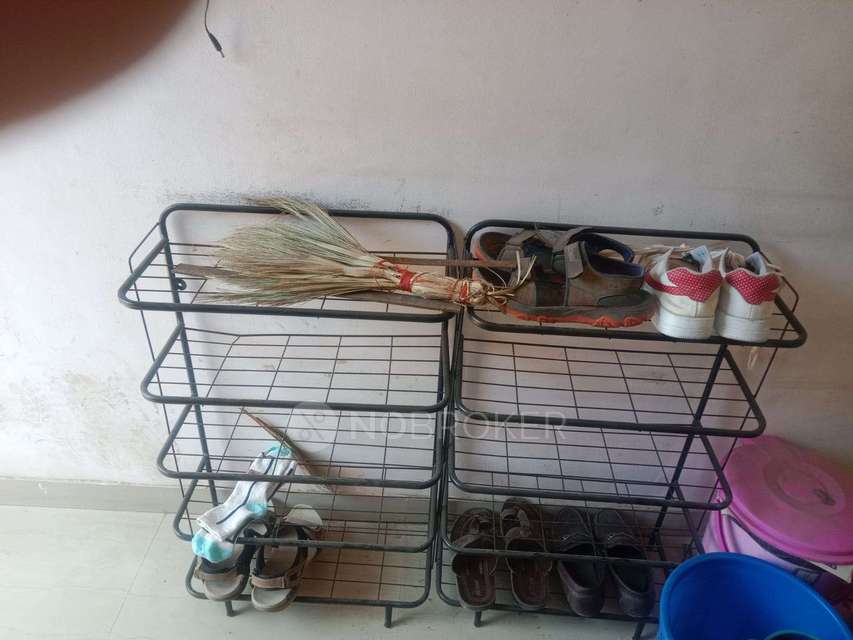 Shared Room for Male In 1 RK  In Warje