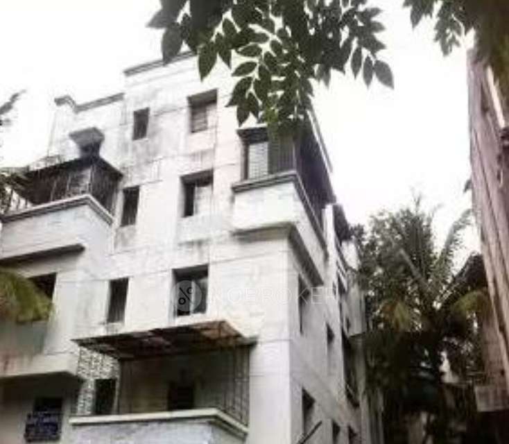 Shared Room for Male In 2 BHK  In Patel Complex In Kothrud