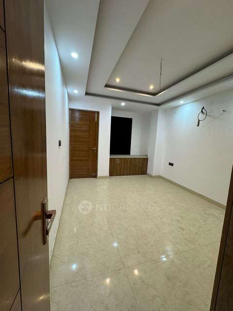 3 BHK Flat For Sale  In Sector 11