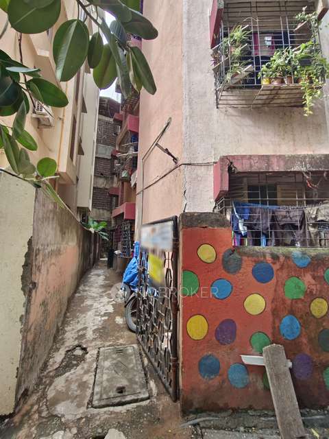 1 RK Flat In Mahvir Dev Darshan For Sale  In Thane West