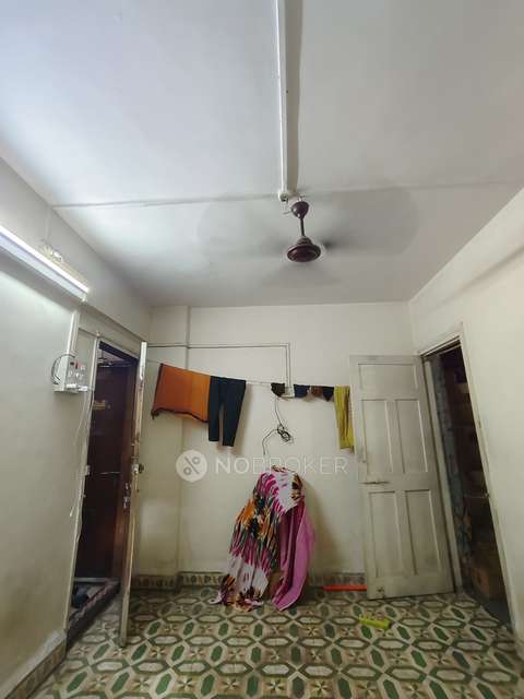 1 RK Flat In Mahvir Dev Darshan For Sale  In Thane West