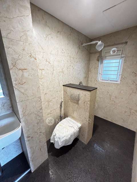 4+ BHK House For Sale  In Mallur