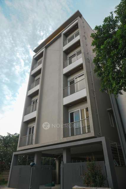 4+ BHK House For Sale  In Mallur