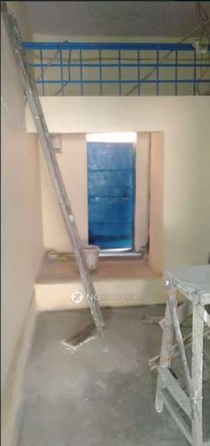 Showroom in Byculla, Mumbai for sale