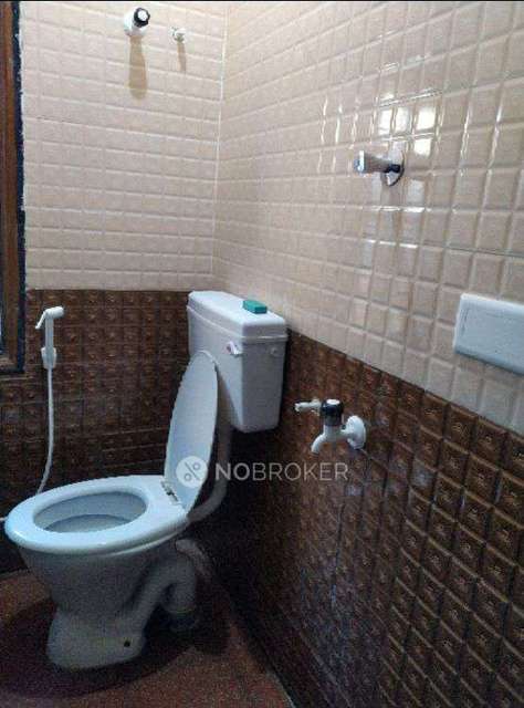 PG for Boys in Karapakkam