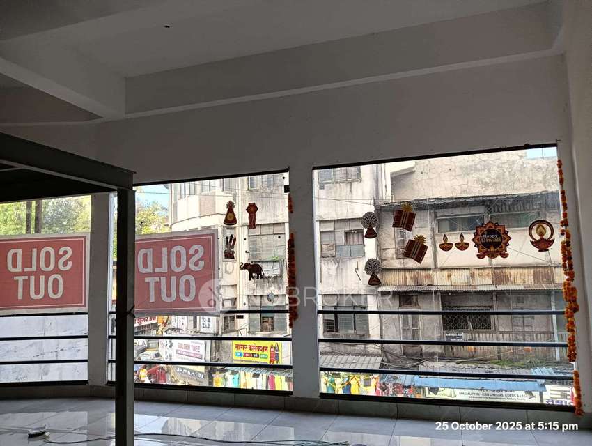 Shop in 1471, Opp Tulsi Bag, Mandai Road, Near Jilybya Maruti Ganpati, Bhau Maharaj Bol Rd, Mandai, Shukrawar Peth, Pune, Maharashtra 411002, India, Pune for Rent 