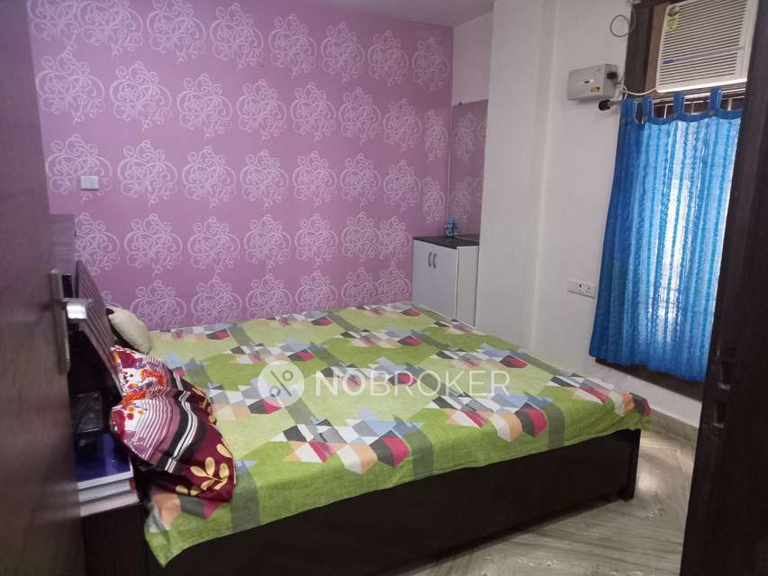 2 BHK Flat In Apartment  For Sale  In Dashrathpuri Metro Rd