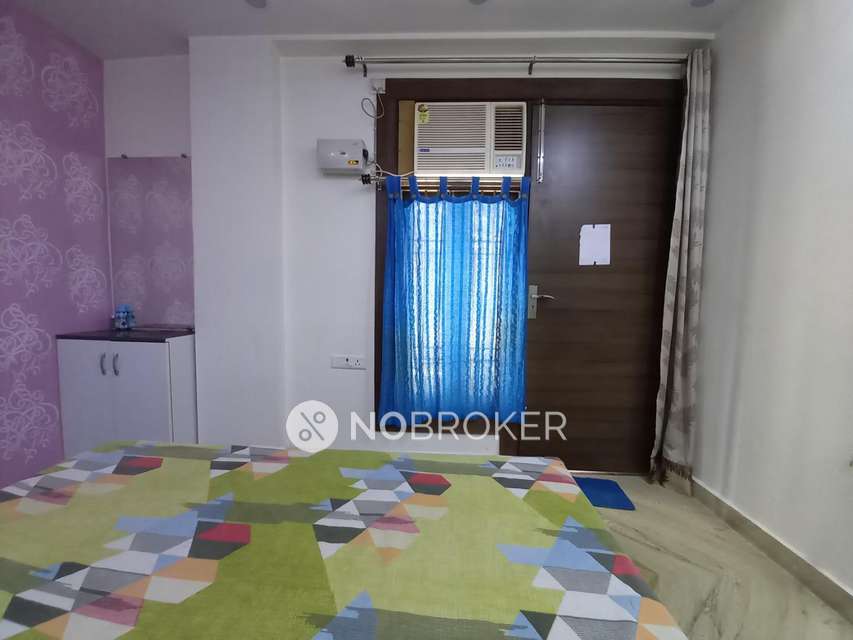 2 BHK Flat In Apartment  For Sale  In Dashrathpuri Metro Rd