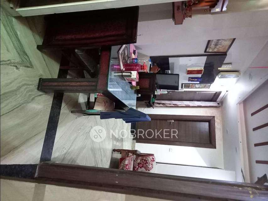 2 BHK Flat In Apartment  For Sale  In Dashrathpuri Metro Rd