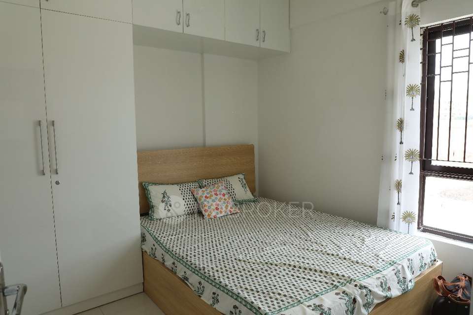 3 BHK Flat In Iconest3 For Sale  In Bommasandra