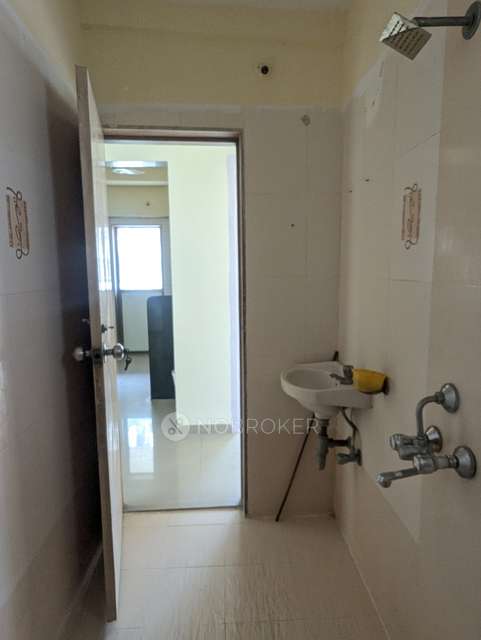 2 BHK Flat In Raj Paradise For Sale  In  Andheri East