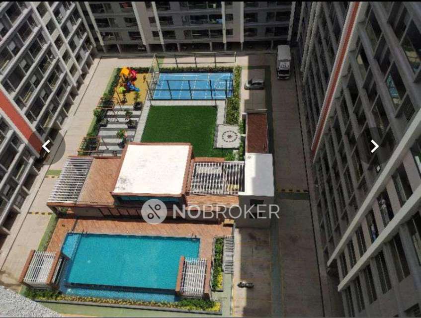 Shared Room for Male In 2 BHK  In Roshan Milestone In Roshan Milestone