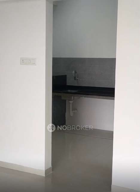 Shared Room for Male In 2 BHK  In Roshan Milestone In Tathawade