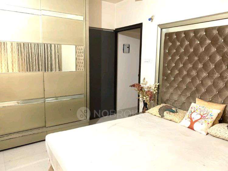 2 BHK Flat In Prabhat Cooperative Housing Society For Sale  In Goregaon West