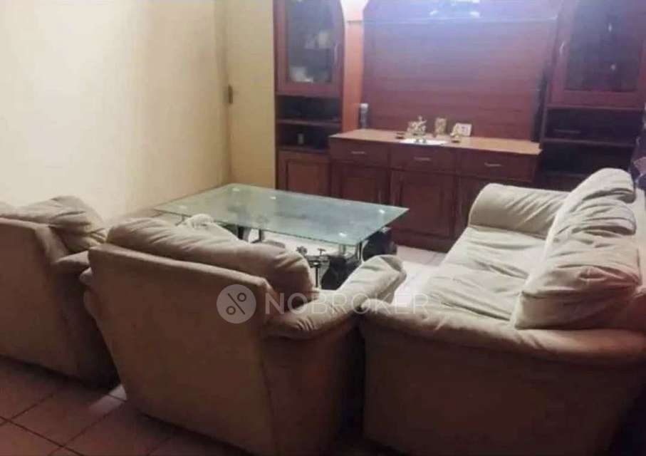 Single Room for Female In 4 BHK  In Samitha Residency In Samitha Residency