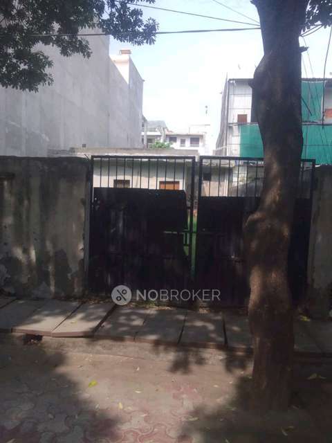 Plot For Sale  In Authority Plot In Noida