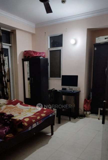 PG for Boys in Crossings Republik