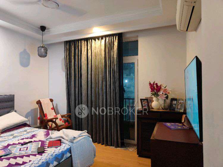 4 BHK Flat In Emaar Emerald Hill for Rent  In Sector 65