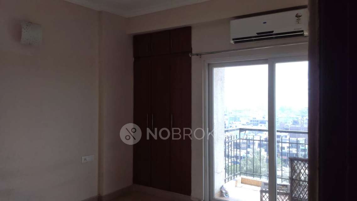 3 BHK Flat In Antriksh Nature, Sector 52 For Sale  In Sector 52
