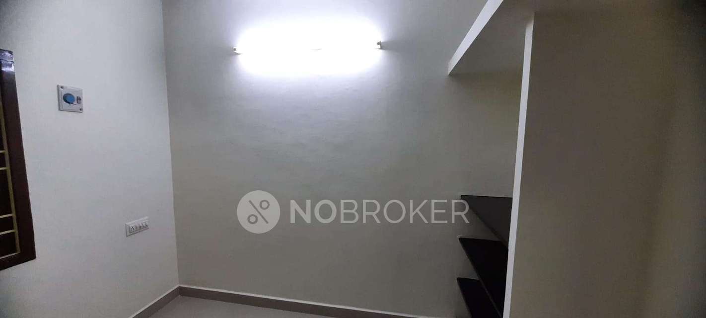 2 BHK Flat In Omega Apartment For Sale  In Pallikaranai