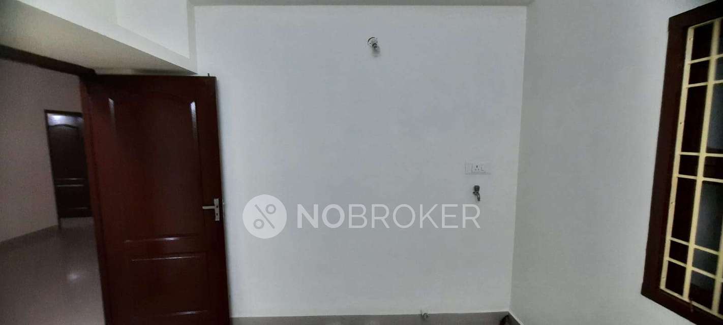 2 BHK Flat In Omega Apartment For Sale  In Pallikaranai