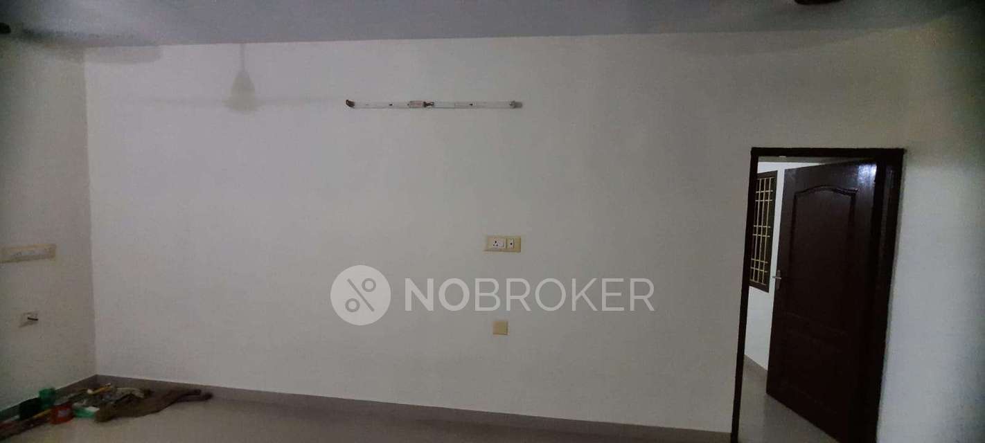 2 BHK Flat In Omega Apartment For Sale  In Pallikaranai