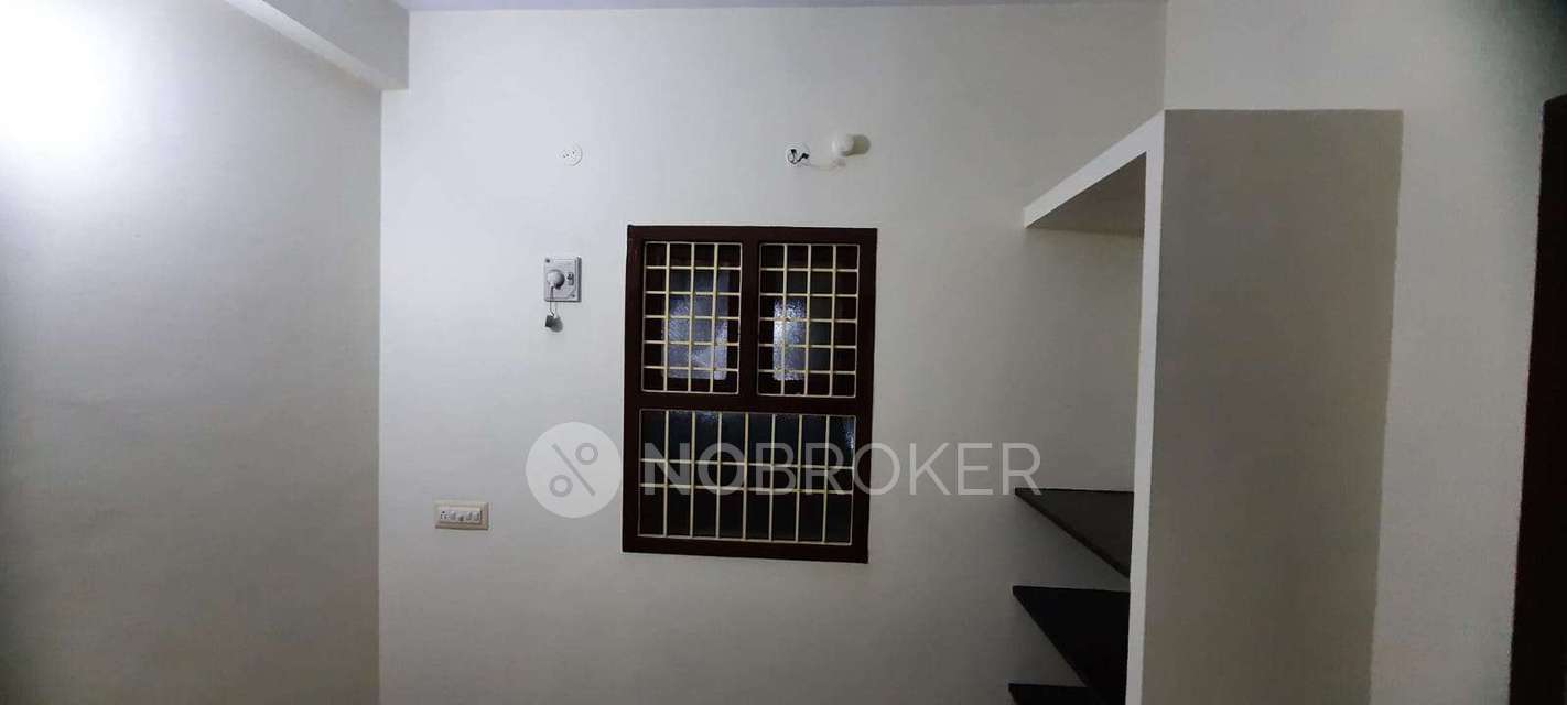 2 BHK Flat In Omega Apartment For Sale  In Pallikaranai