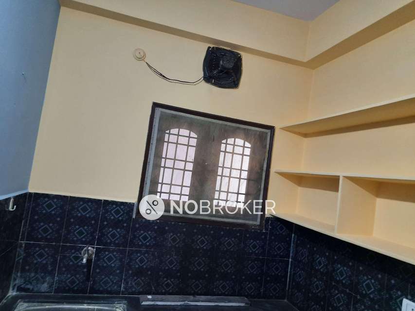 4+ BHK Flat For Sale  In Kukatpally