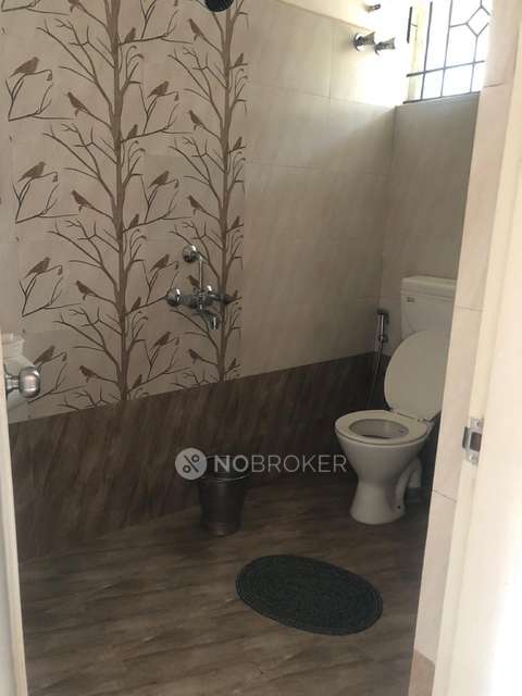 3 BHK Flat In Silvery Spings  For Sale  In Silver Springs