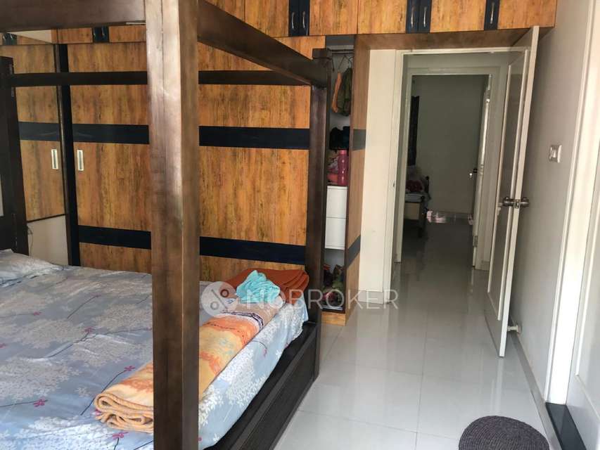 3 BHK Flat In Silvery Spings  For Sale  In Silver Springs