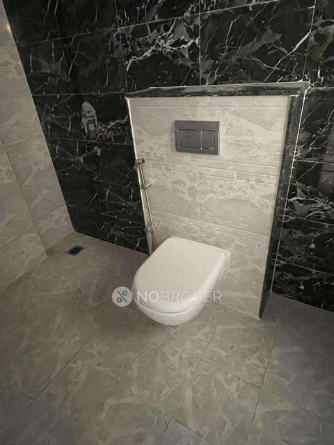 2 BHK Flat In Meda Heights For Sale  In Bellandur