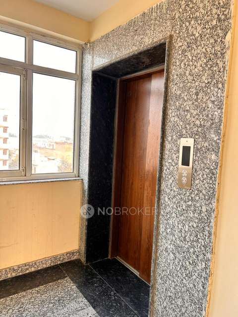 Office Space in Raj Nagar Extension, Ghaziabad for Rent 